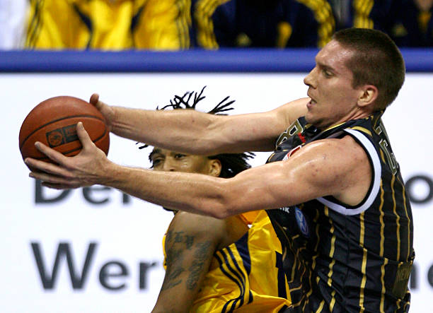 出更加深刻 出更加深刻